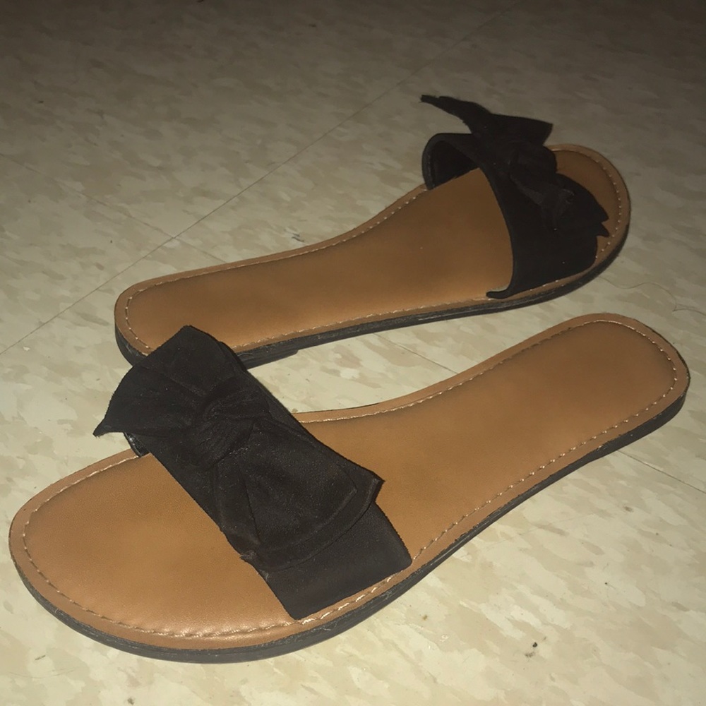 Sandals - Picture 2 of 2